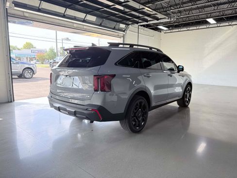 Used 2024 Kia Sorento SX Prestige AWD/4WD image 6