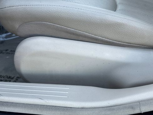 Used 2005 Mercedes-Benz C 320 Sedan image 12