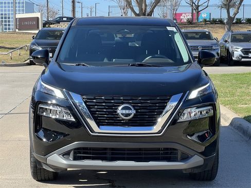 Certified 2023 Nissan Rogue SV image 7