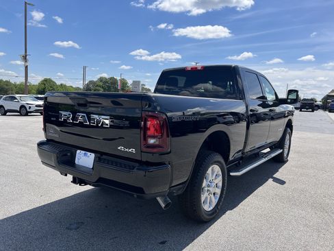 New 2026 RAM 2500 Big Horn AWD/4WD image 5