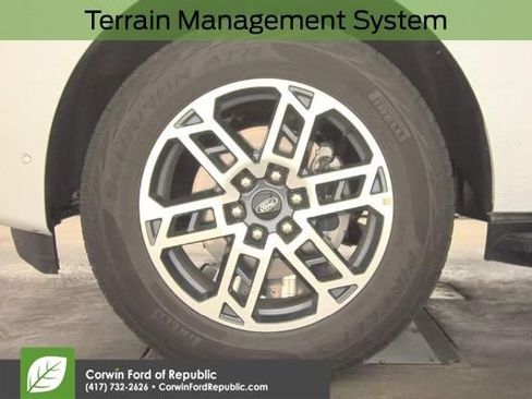 Used 2025 Ford Expedition Max Active image 10