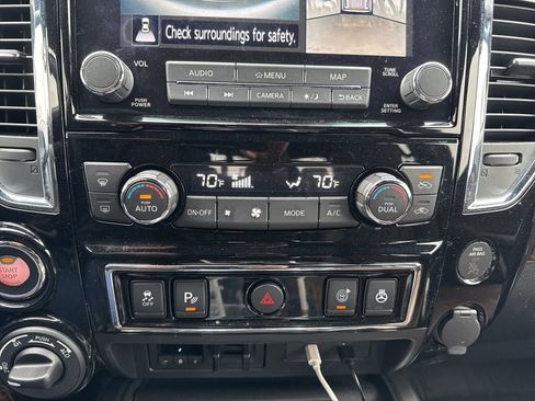 Used 2023 Nissan Titan Platinum Reserve w/ Moonroof Package image 13