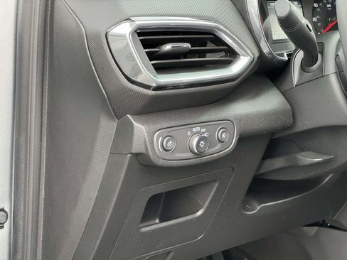 Used 2023 Chevrolet TrailBlazer LT w/ Convenience Package AWD/4WD image 13