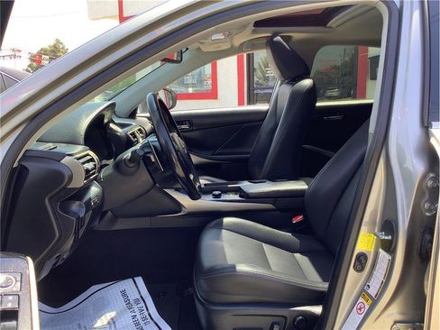 Used 2016 Lexus IS 200t RWD image 10
