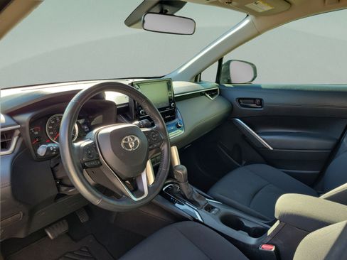 Used 2022 Toyota Corolla Cross LE FWD image 21