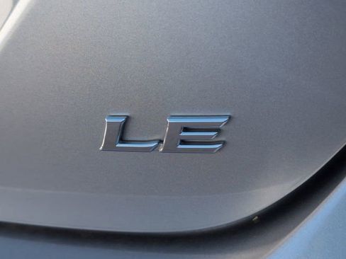 Used 2022 Toyota Camry LE FWD image 29