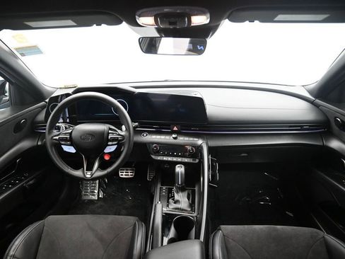 Used 2025 Hyundai Elantra N image 9