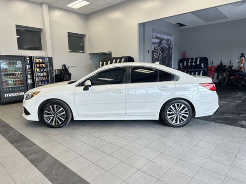 Used 2019 Subaru Legacy 2.5i Premium image 3