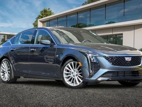 New 2025 Cadillac CT5 Premium Luxury image 2