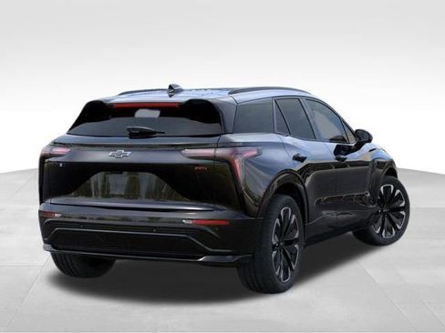 New 2025 Chevrolet Blazer EV RS image 8