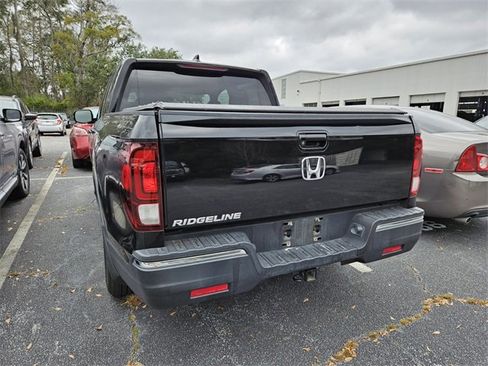 Used 2017 Honda Ridgeline Sport image 9