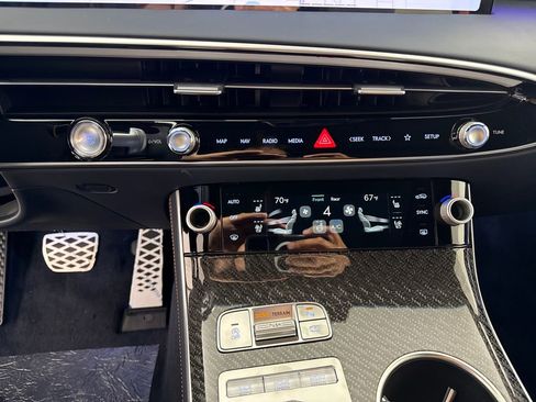 New 2026 Genesis GV70 3.5T Sport Prestige AWD/4WD image 20
