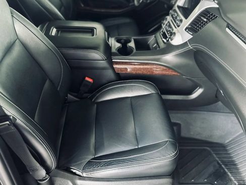 Used 2019 GMC Yukon XL SLE AWD/4WD image 15