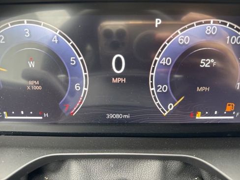 Used 2023 Jeep Grand Cherokee Altitude AWD/4WD image 14