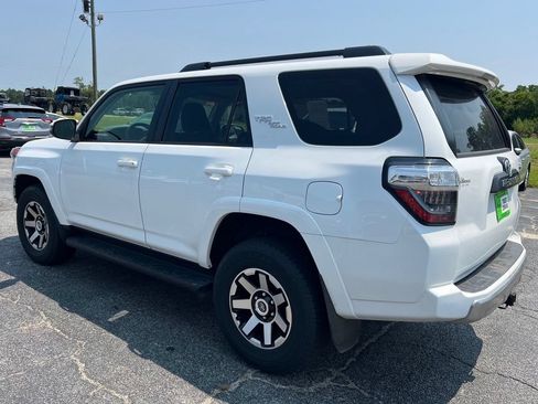 Used 2024 Toyota 4Runner TRD Off-Road Premium AWD/4WD image 13