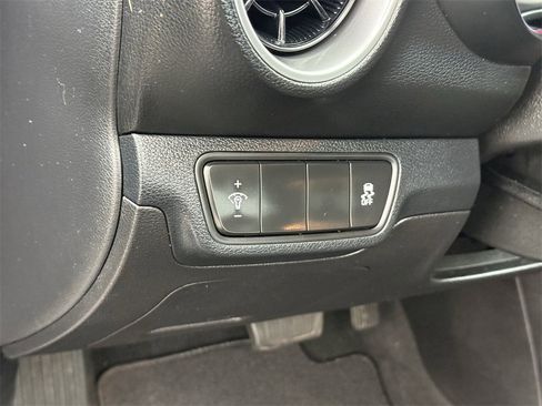 Used 2022 Kia Forte LXS image 16