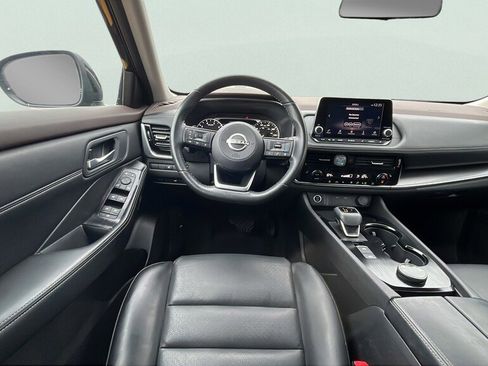 Used 2023 Nissan Rogue SV w/ SV Premium Package image 18