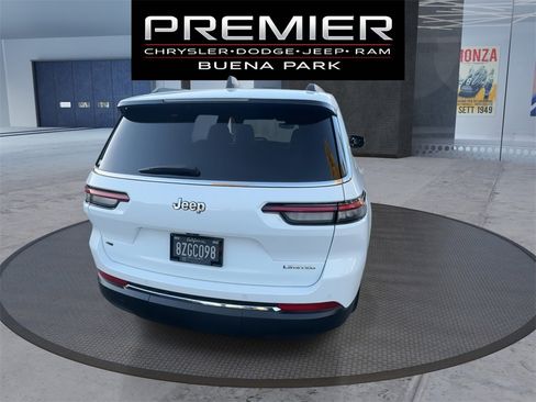 Used 2021 Jeep Grand Cherokee L Limited image 7