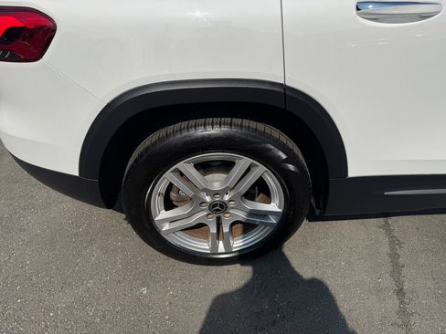 Used 2020 Mercedes-Benz GLB 250 4MATIC image 11