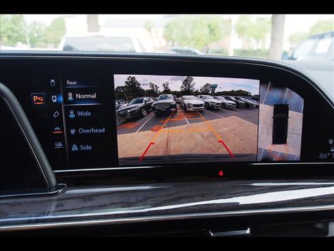 Used 2021 Cadillac Escalade ESV Premium Luxury w/ LPO, Illumination Package image 39