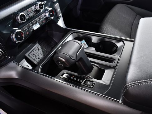 New 2025 Ford F150 XLT w/ Equipment Group 302A MID image 32