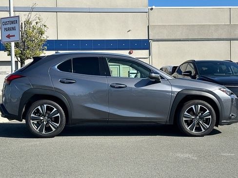 Used 2020 Lexus UX 200 w/ Accessory Package FWD image 3