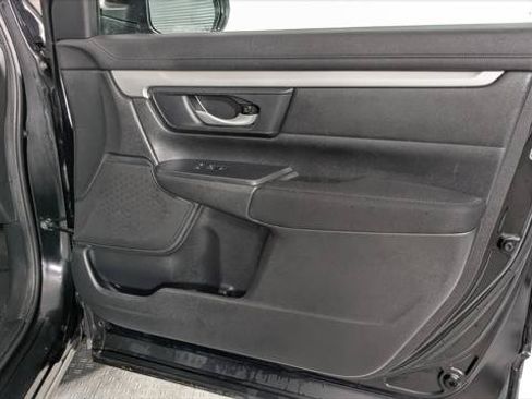 Used 2017 Honda CR-V LX image 21