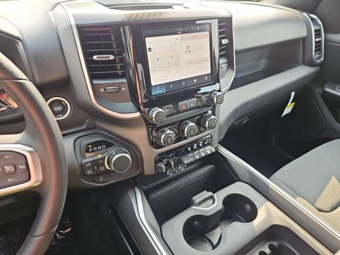 New 2026 RAM 1500 Big Horn AWD/4WD image 19