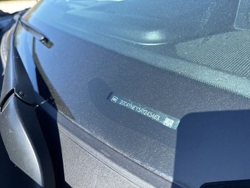 Used 2024 Chevrolet Silverado 2500 LT image 28