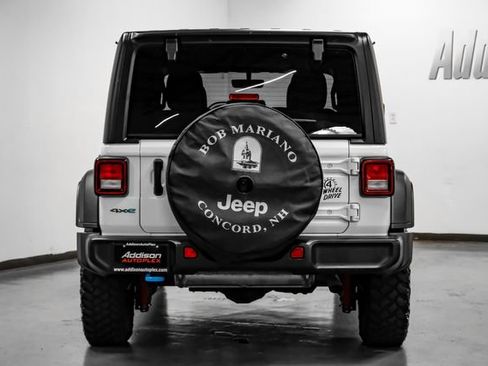 Used 2023 Jeep Wrangler Unlimited w/ Cold Weather Group AWD/4WD image 8