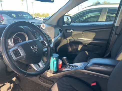 Used 2019 Dodge Journey SE w/ Connectivity Group image 6