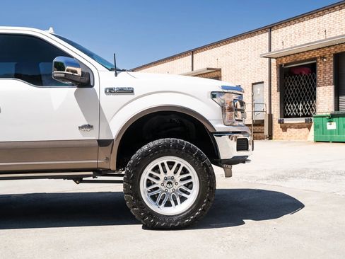 Used 2018 Ford F150 King Ranch w/ Equipment Group 601A Luxury AWD/4WD image 15