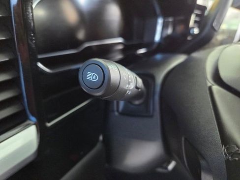 Used 2024 Chevrolet Silverado 1500 LT image 27