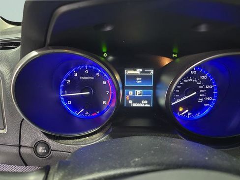 Used 2017 Subaru Outback 2.5i Premium AWD/4WD image 19