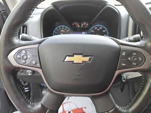 Used 2019 Chevrolet Colorado Z71 AWD/4WD image 15