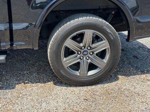 Used 2020 Ford F150 XLT w/ Equipment Group 302A Luxury AWD/4WD image 12