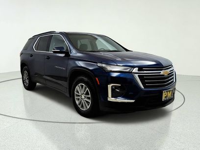 Used 2022 Chevrolet Traverse LT