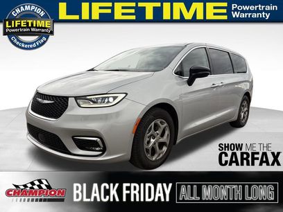 Used 2024 Chrysler Pacifica Limited