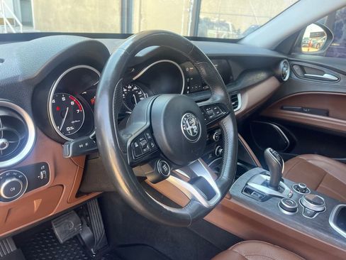 Used 2021 Alfa Romeo Stelvio Sprint w/ Sun & Sound Package image 23