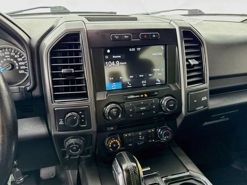 Used 2018 Ford F150 XLT w/ Equipment Group 302A Luxury AWD/4WD image 14