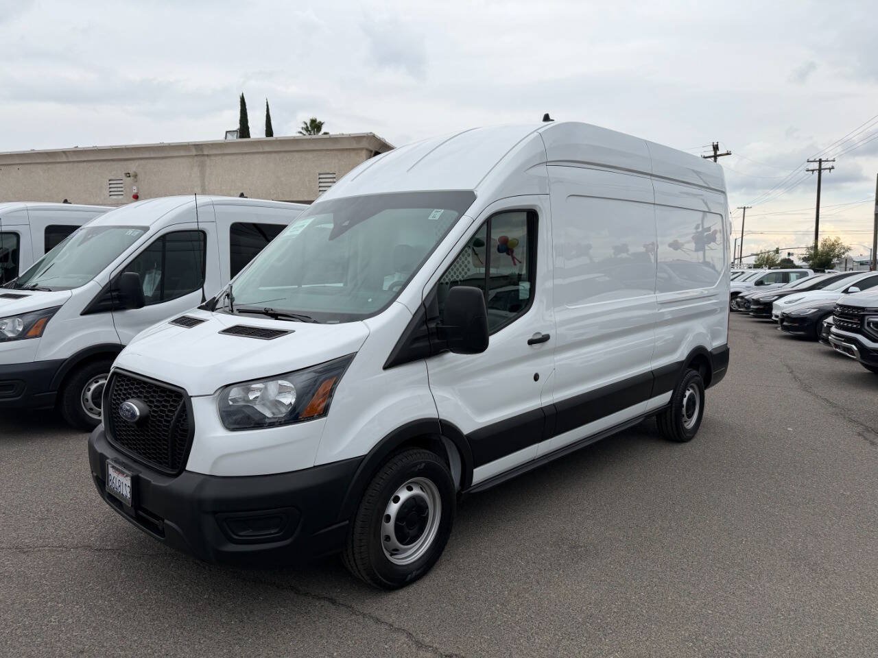 Used 2023 Ford Transit 250 148 High Roof RWD image 4