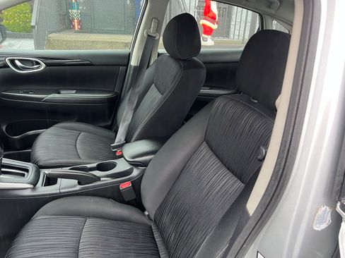 Used 2019 Nissan Sentra SV image 22