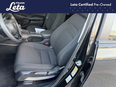 Used 2025 Honda HR-V LX image 10