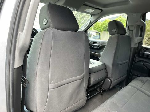 Used 2020 Chevrolet Silverado 1500 LT RWD image 16