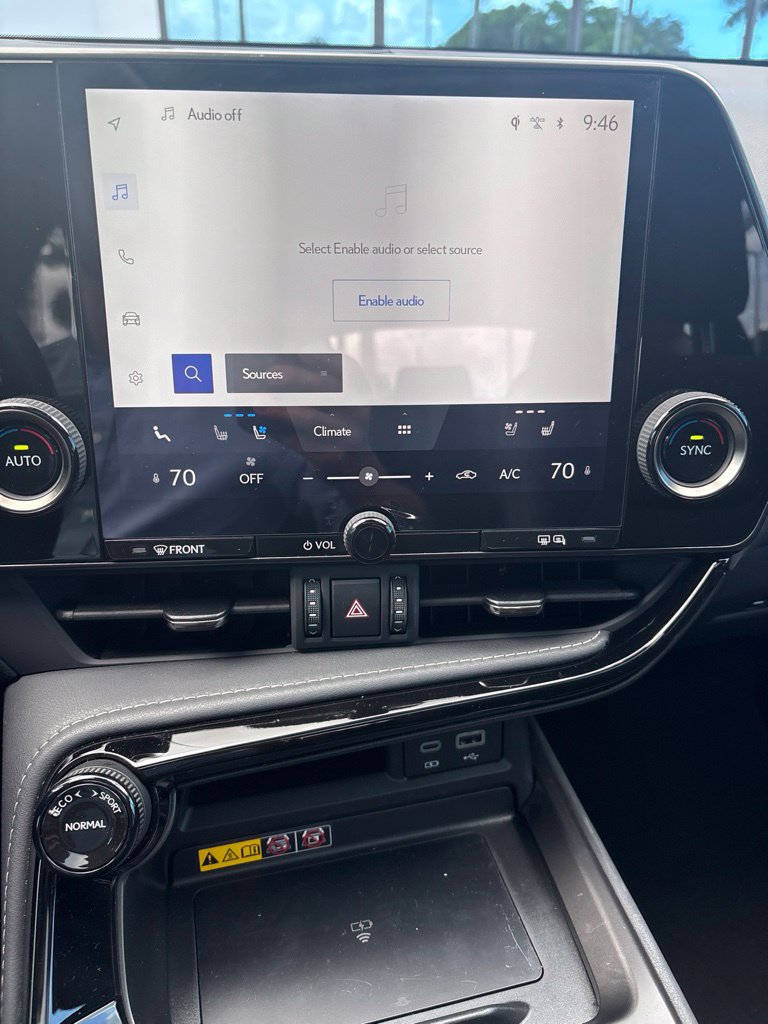 Certified 2025 Lexus NX 250 FWD w/ Accessory Package (K3) image 4