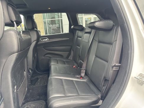 Used 2019 Jeep Grand Cherokee Limited AWD/4WD image 8