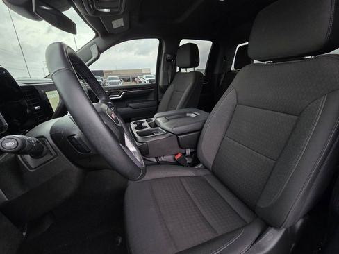 Used 2024 GMC Sierra 1500 SLE image 24