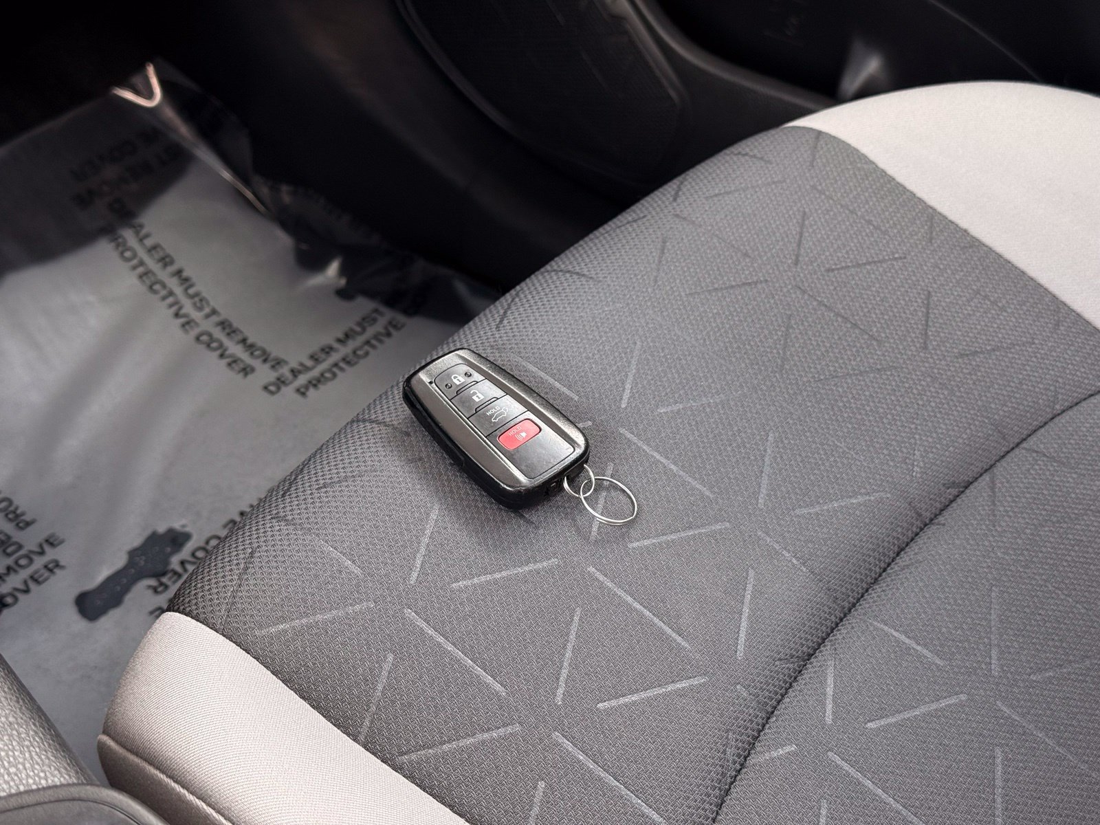 Used 2023 Toyota RAV4 XLE w/ Convenience Package FWD image 35