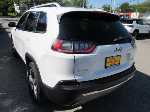 Used 2020 Jeep Cherokee Limited AWD/4WD image 11