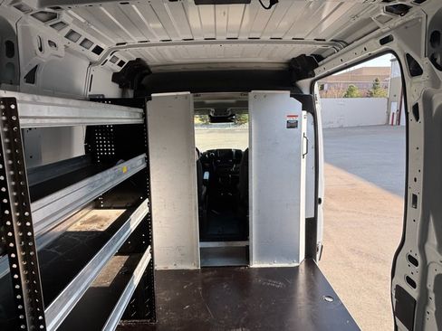 Used 2025 RAM ProMaster 2500 w/ Convenience Group FWD image 16